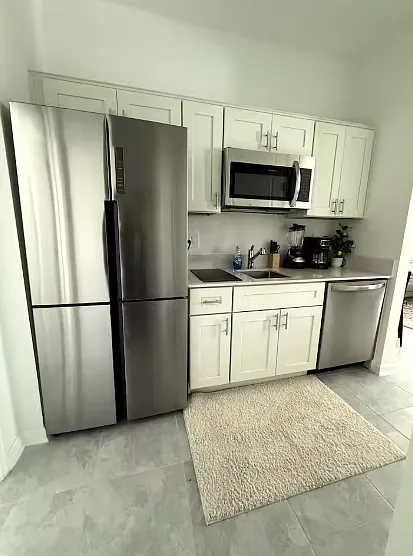 1128 Deepwater Cir — Photo 2