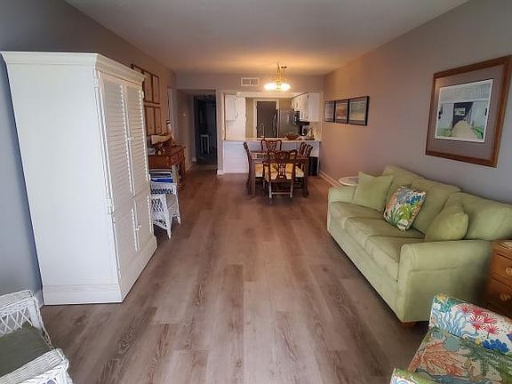 5th image of 311 Arendell St APT 503