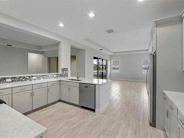 5218 Liberty Ln, Loxahatchee, FL 33470