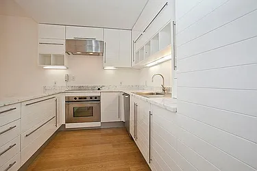 Rented by Living New York