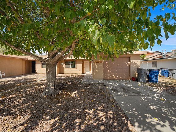 3rd image of 10661 Cardigan Dr #A & B