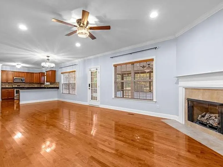 7160 Neville Dr — Photo 7
