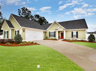 104 Meadow Ridge Ct, Thomasville, GA 31792