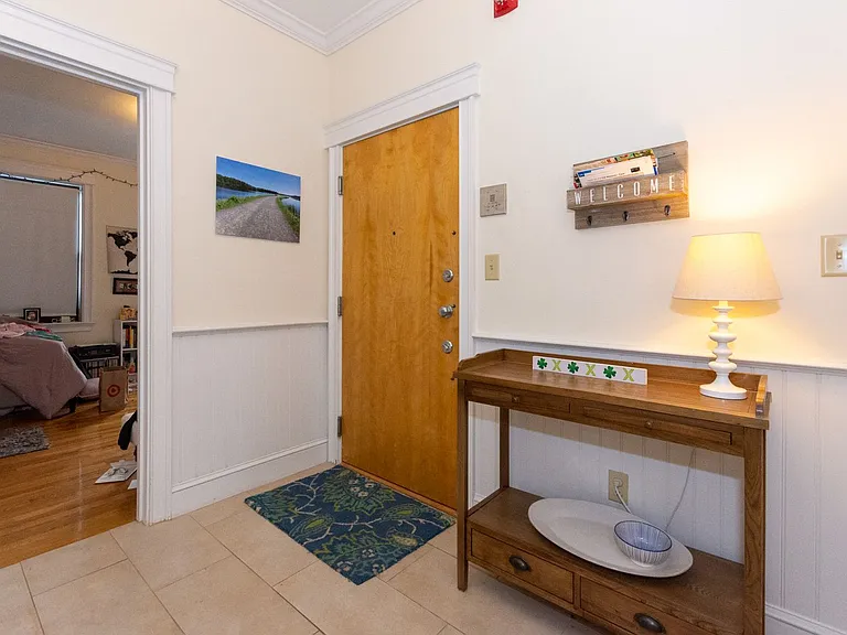 31 Glenville Ave #6 — Photo 9