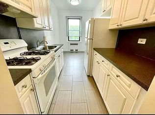 83-10 118th St #5E, Kew Gardens, NY 11415