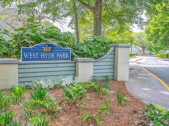 5th image of 210 Westleton Dr. #13-C
