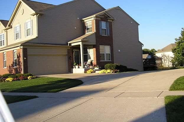 1st image of 1560 Yellowstone Dr