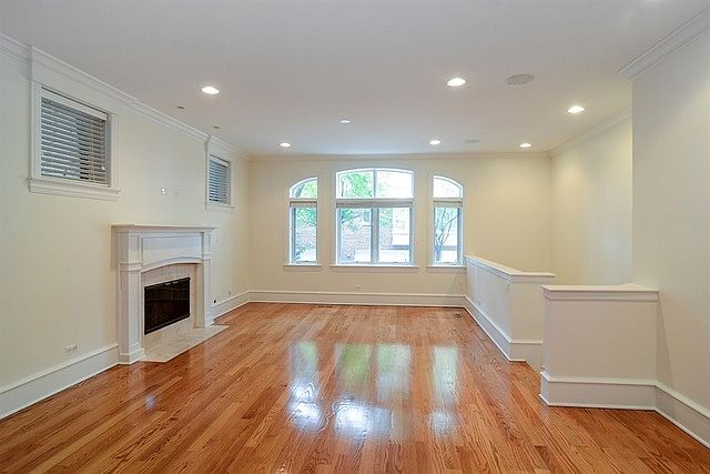 1st image of 2712 N Lehmann Ct APT 1N