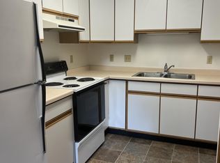912 S 6th St, La Crosse, WI 54601