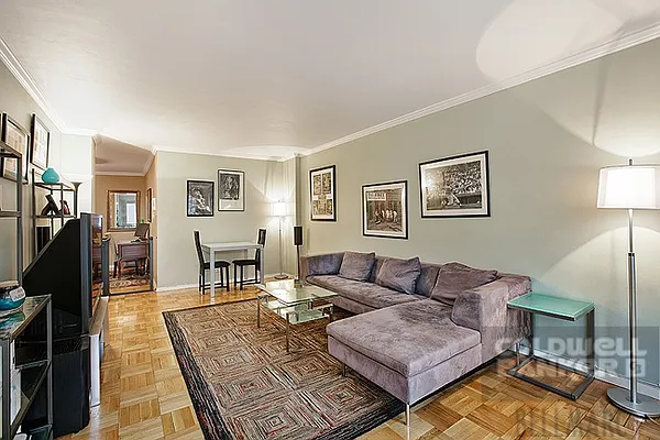 Sold by Bellmarc Realty | media 7