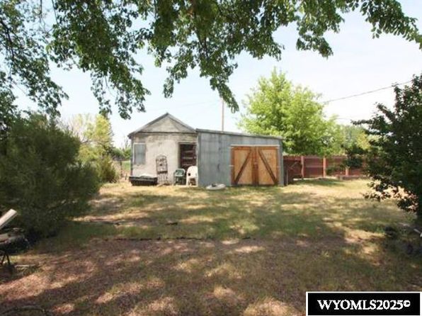 175 3rd Ave, Lusk, WY 82225