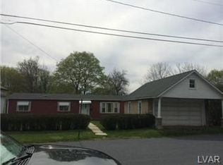 136 5th St, Slatington, PA 18080