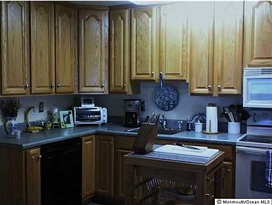 1st image of 63B Kennedy Dr