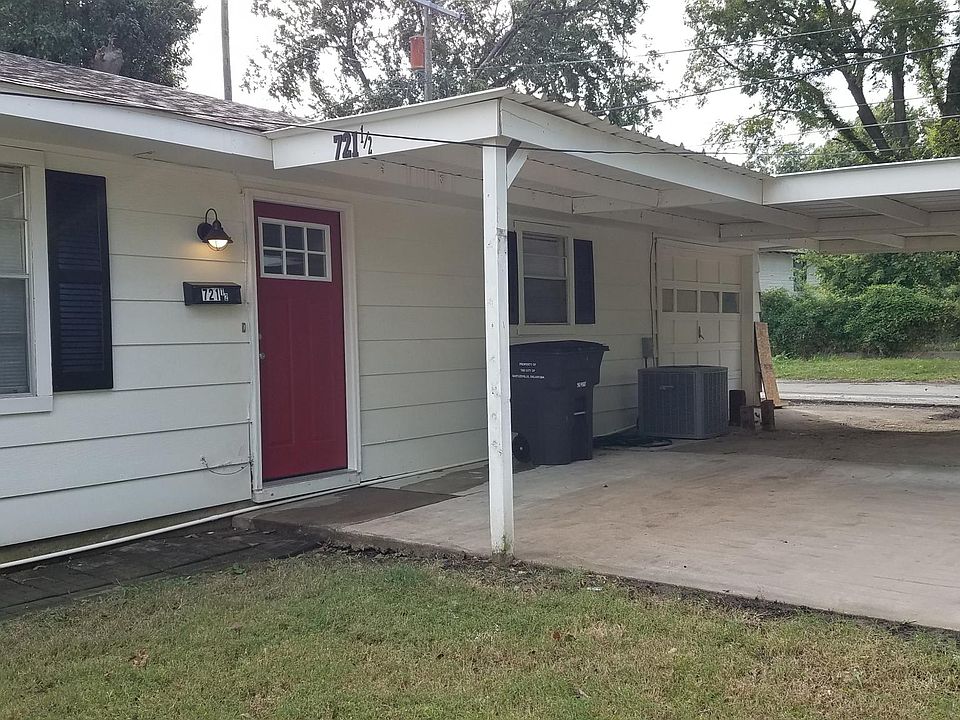 Large carport and patio.