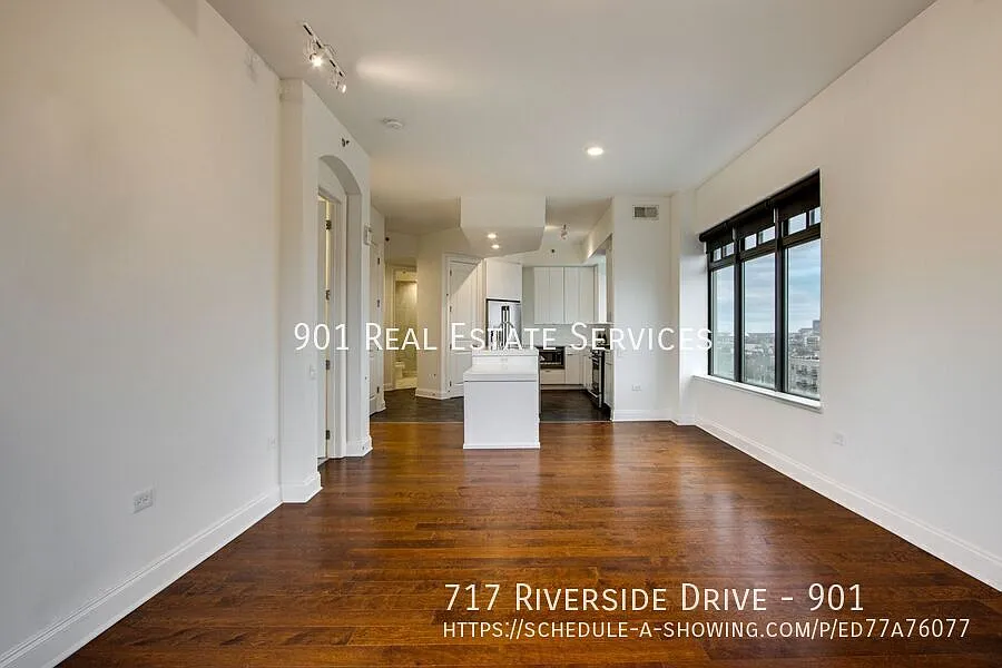 Marvelously Modern in The Artesian — Photo 4