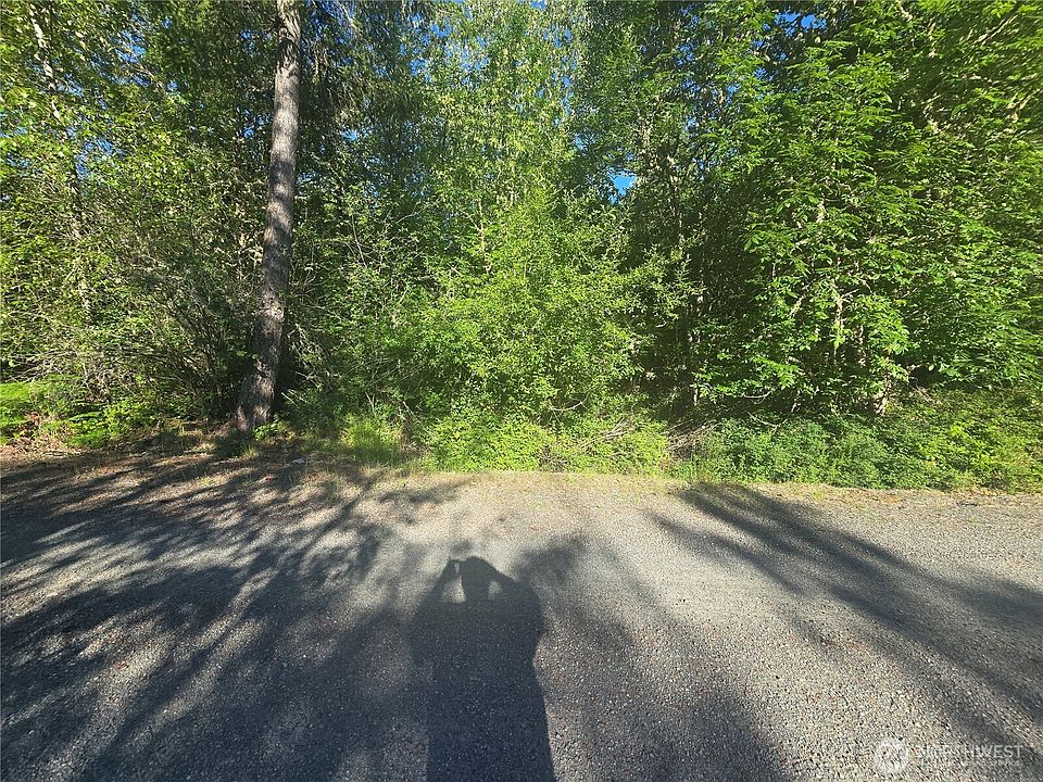 1st image of 13823 Starflower Lane SE