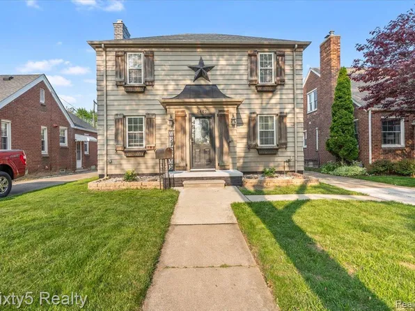 2657 Chelsea St, Trenton, MI 48183