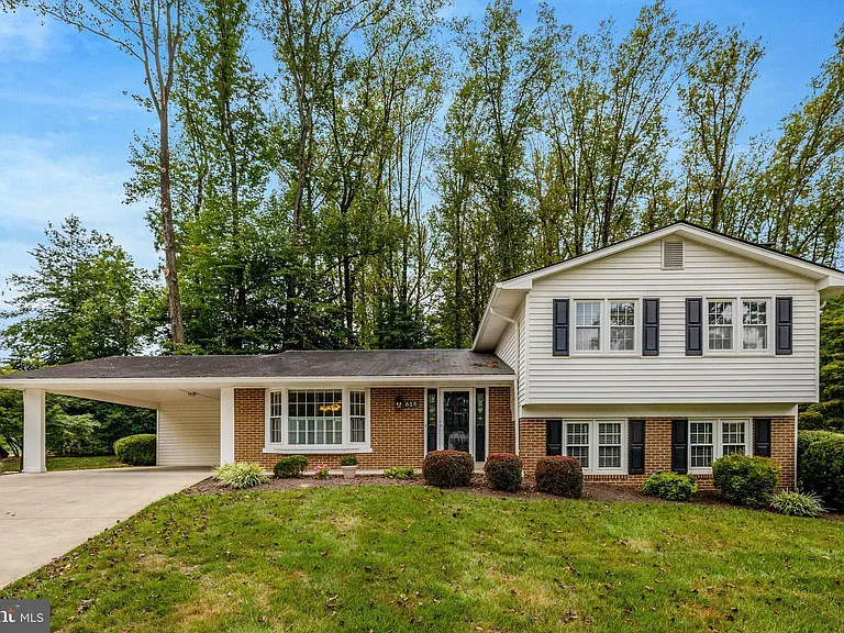 615 Kearney Ct SW — Photo 3