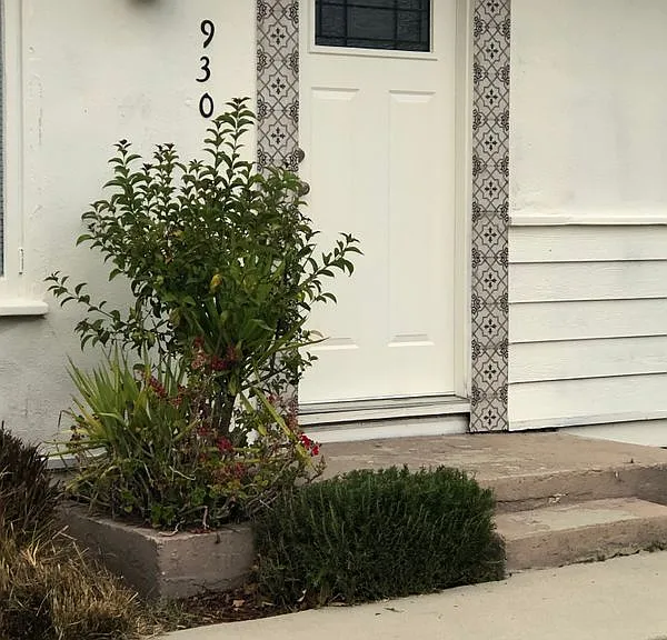 930 Calhoun Pl — Photo 1