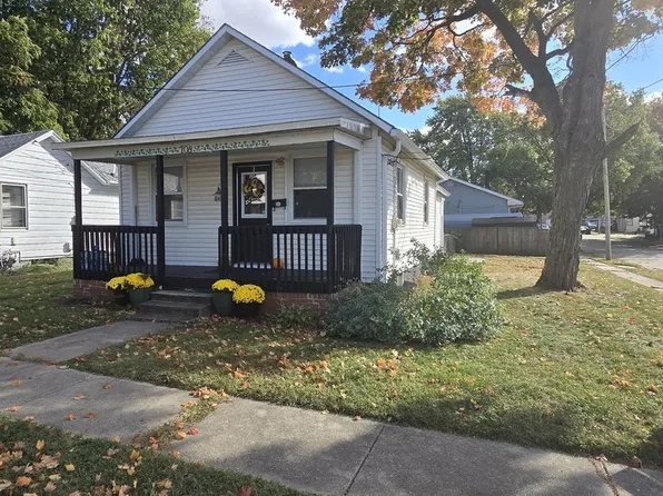 708 W Graham St, Bloomington, IL 61701