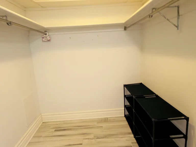 4900 Brittany Dr S #413 — Photo 10