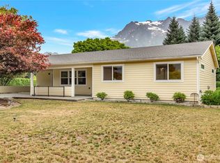 38324 State Route 530 NE, Arlington, WA 98223