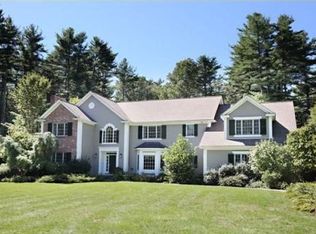 4 Acorn Ln, Weston, MA 02493