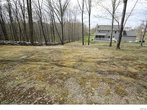 5th image of 16 Vincenzo Ct