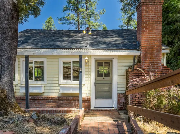 5743 Stream Way, Somerset, CA 95684
