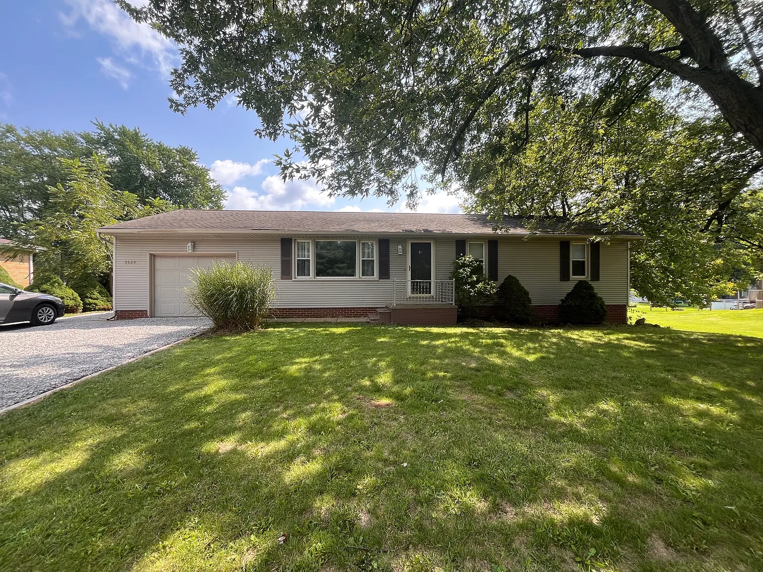 3 bed, 1144 sqft, $1,500 — Photo 1