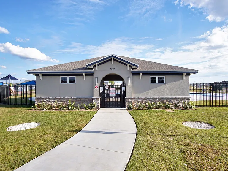1419 Eucalyptus Way — Photo 40