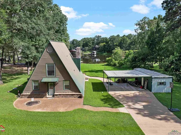 305 Dolores Dr, Marshall, TX 75672