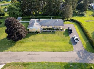 42 Vallilee Pl, Sayre, PA 18840