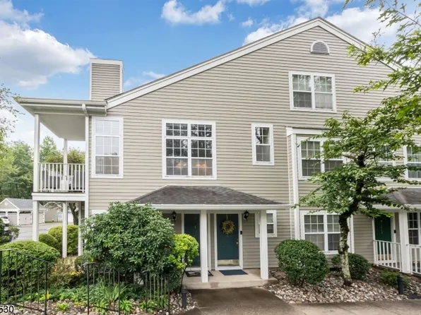 1013 Crown Ct, Mahwah Twp., NJ 07430