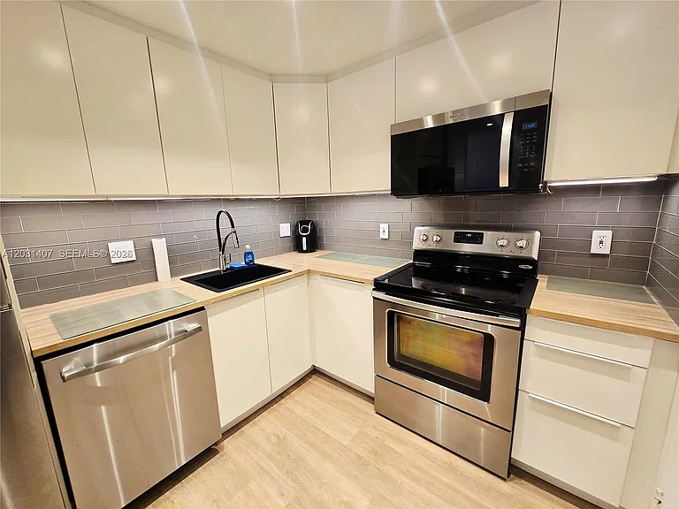 800 West Ave #618 — Photo 6