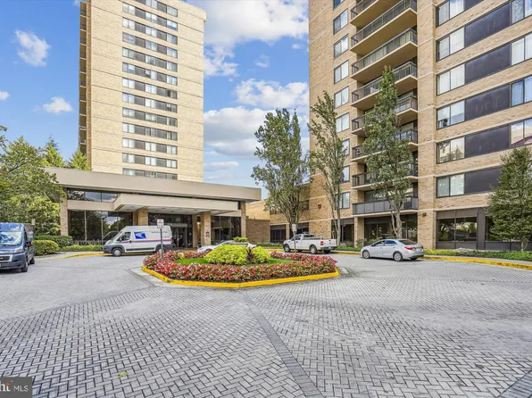 3713 George Mason Dr APT 1506, Falls Church, VA 22041