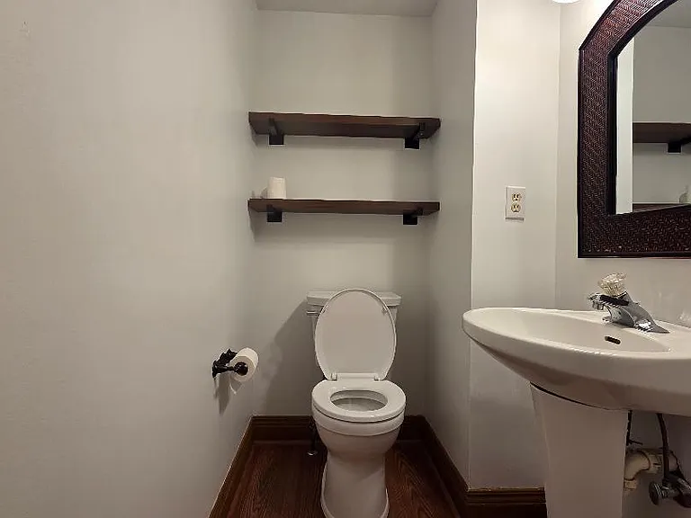 65 Elkins Ln — Photo 8