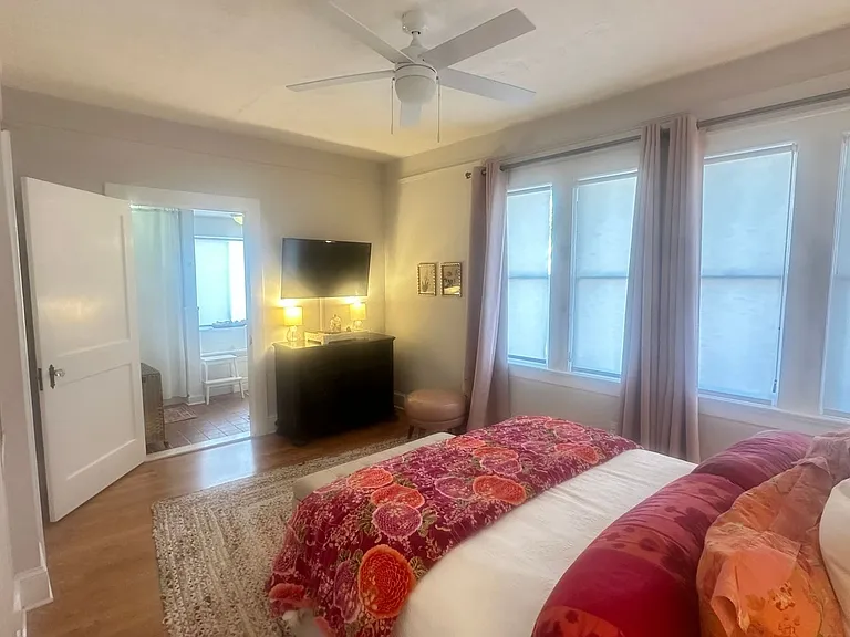 1332 Belvedere Ave — Photo 14
