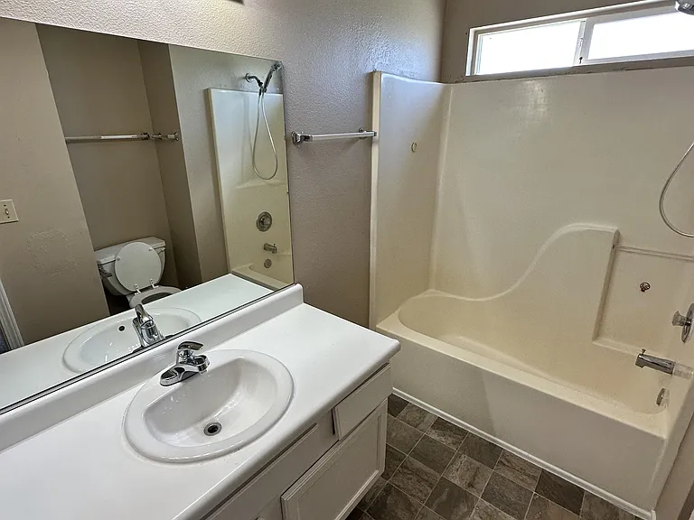 4025 Pheasant Dr #4 — Photo 13