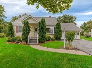 6739 Ward Rd, Niagara Falls, NY 14304