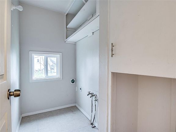 5th image of 4228 NW 14th St #1