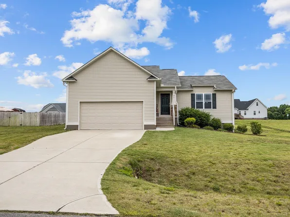 93 Cornfield Ln, Benson, NC 27504