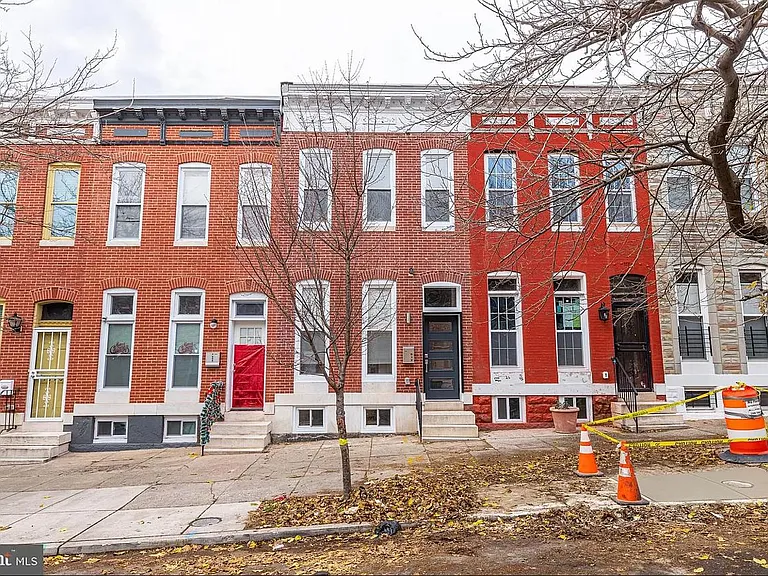 1630 N Bond St — Photo 3