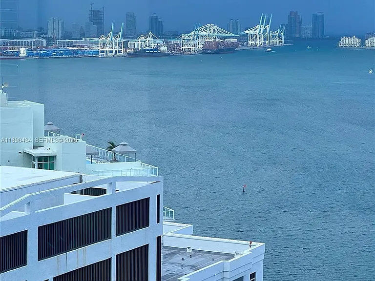 1435 Brickell Ave #3307 — Photo 70
