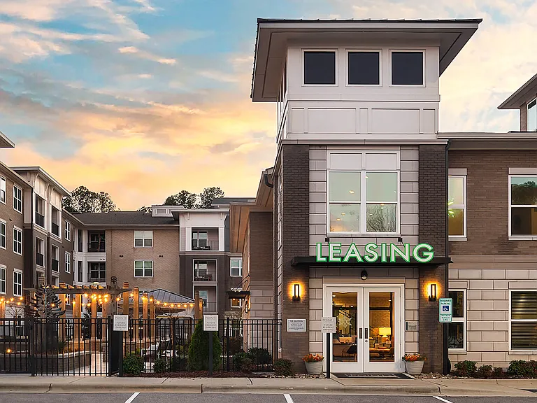 Pointe at Lake Crabtree Apartments — Photo 1