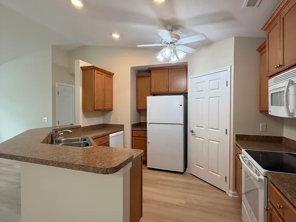Wales Crossing Apartments, 6967 Wales Crossing St NW #57d001ef9, North Canton, OH 44720