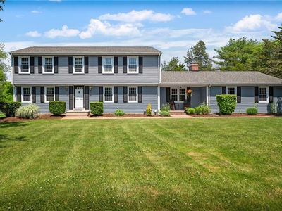 40 Candlewood Dr, North Kingstown, RI, 02852