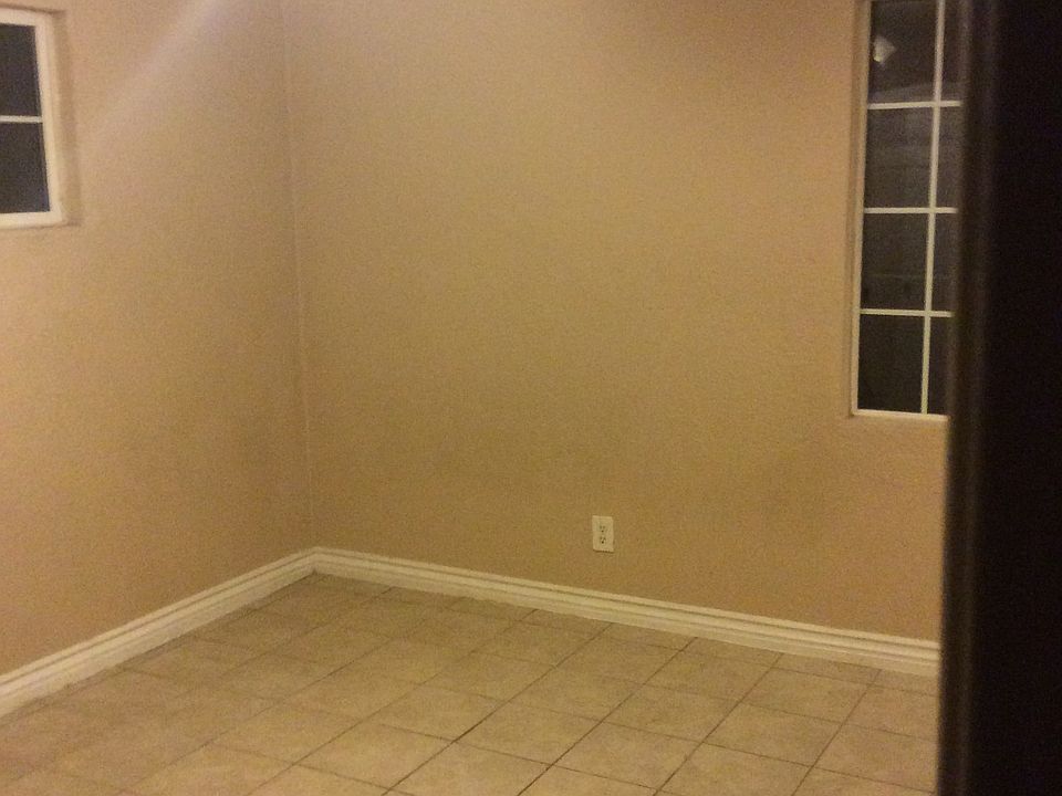 1st image of 11813 Telechron Ave
