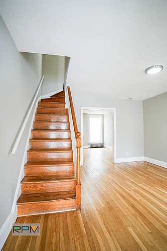 634 Willow Ave Photo 1