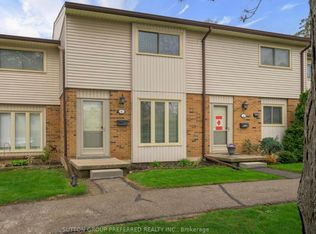 1328 Commissioners Rd W, London, ON N6K 2Y6